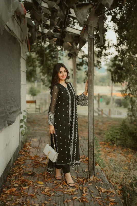 Black Beauty UNSTITCHED