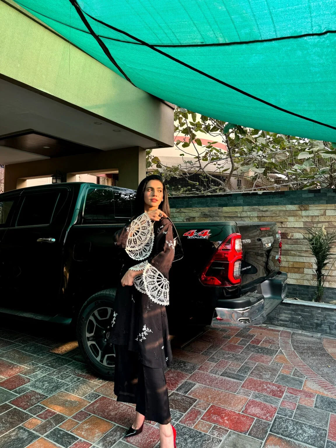 Forever Style Black Stitched