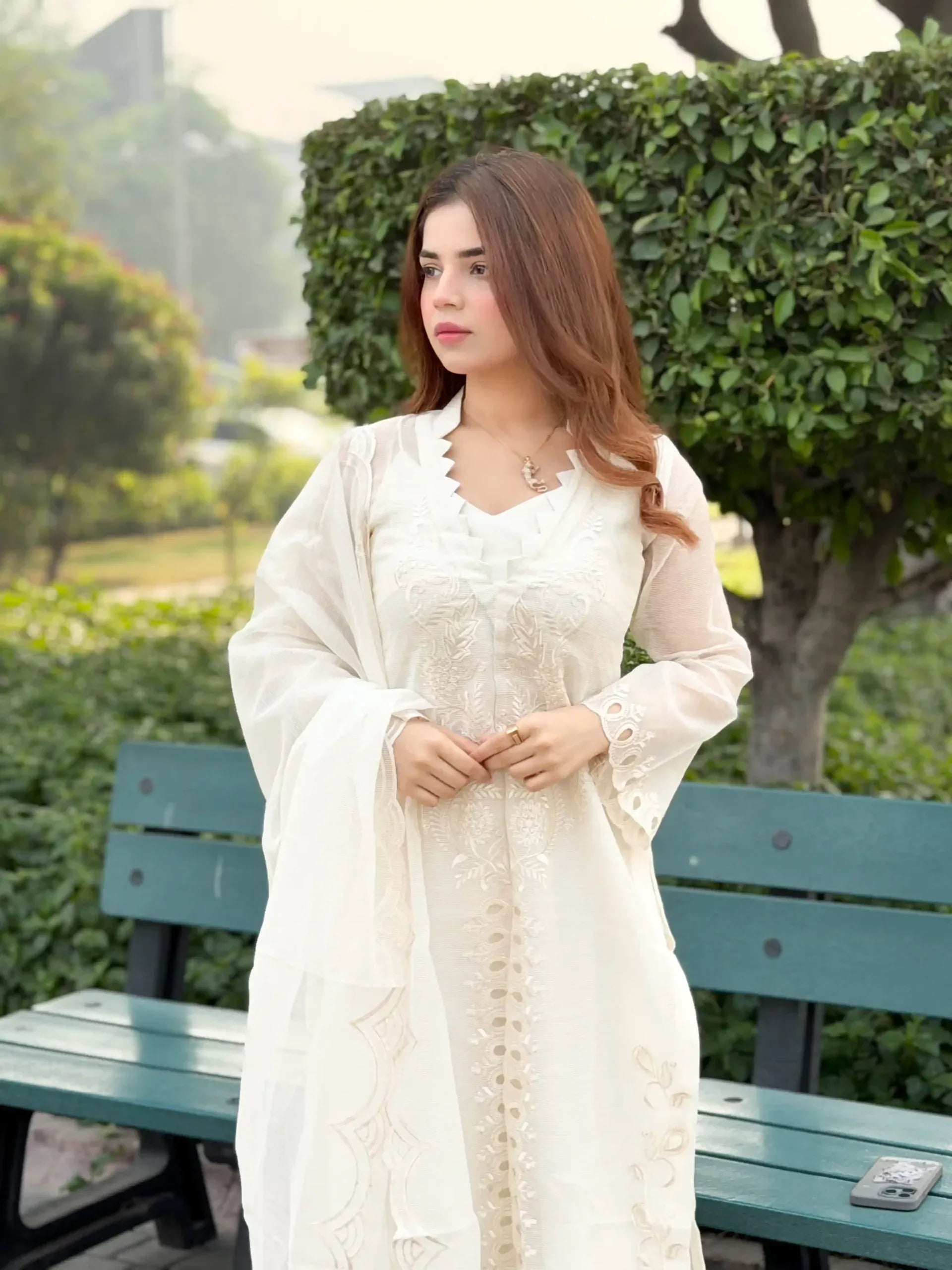 White Beauty Almond RJF030 Stitched